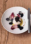 Burrata med sort trøffel creme
