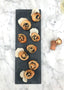 Mini snegle med trøffel/oliven tapenade